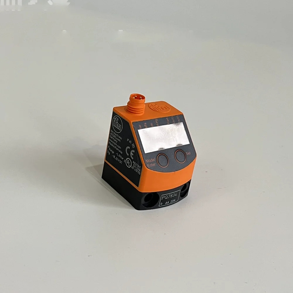 IFM 압력센서 PQ-010-RHR18-QFPKG/AS용