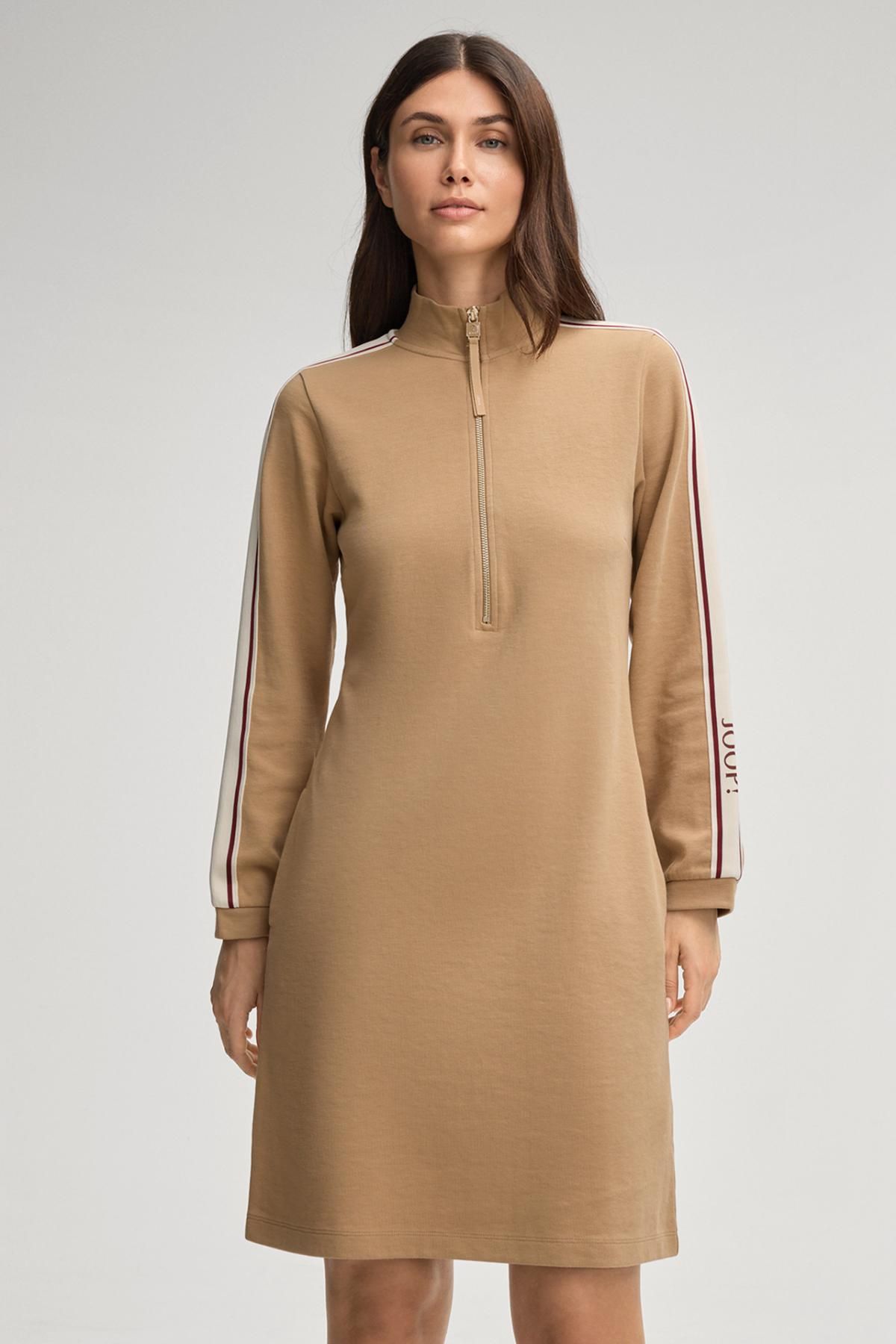 윱 카멜 하이넥 집업 미니 원피스 30048469-10007096-268 ONE COLOR - 상세 이미지 2