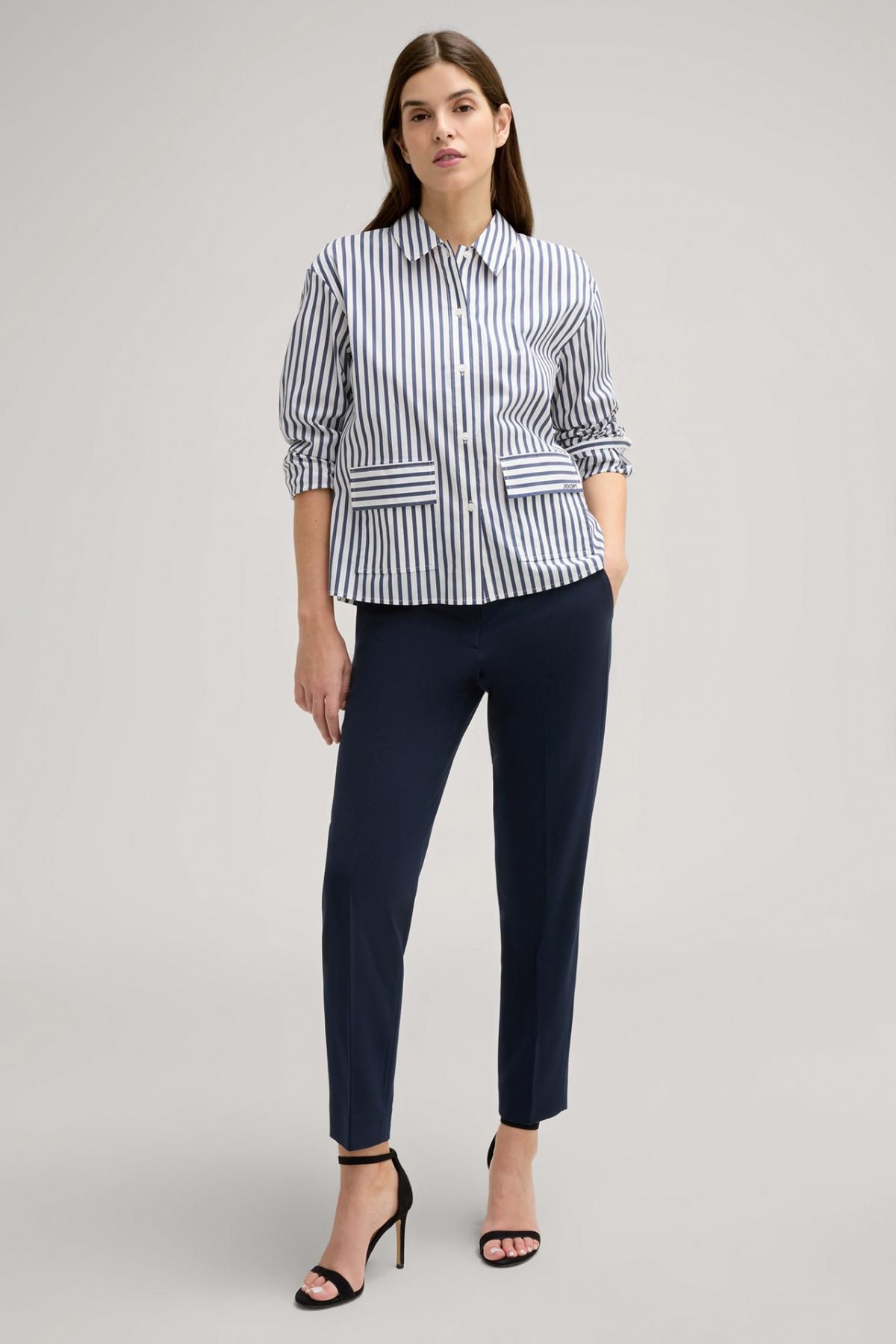윱 슬림핏 네이비 크롭 슬랙스 팬츠 30046367-10019158-405 ONE COLOR - 상세 이미지 2