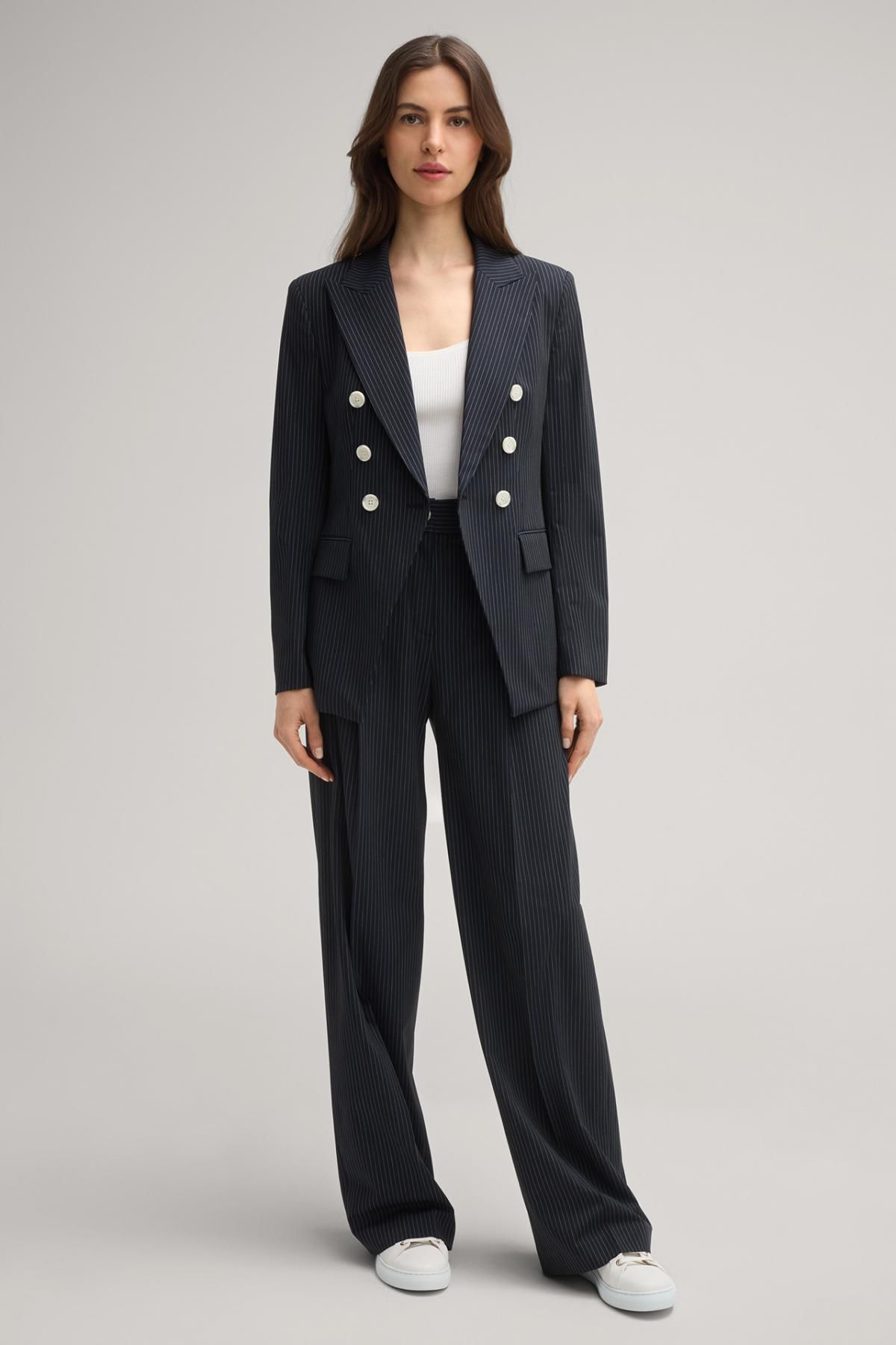 윱 클래식 스트라이프 와이드 슬랙스 팬츠 네이비 30045401-10019135-980 NAVY/WEISS - 상세 이미지 2