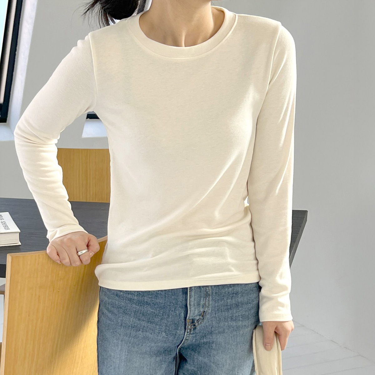 2+1 기모쫀쫀 겨울이너무지라운드 긴팔티셔츠 여성겨울긴팔티셔츠 - 상세 이미지 3