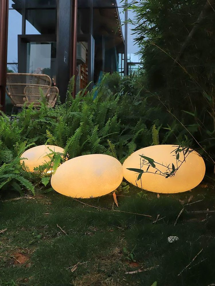 조약돌조명 바닥조명 카페 볼 구형 마당 자갈 등 빌라 풍경 잔디 - 상세 이미지 5