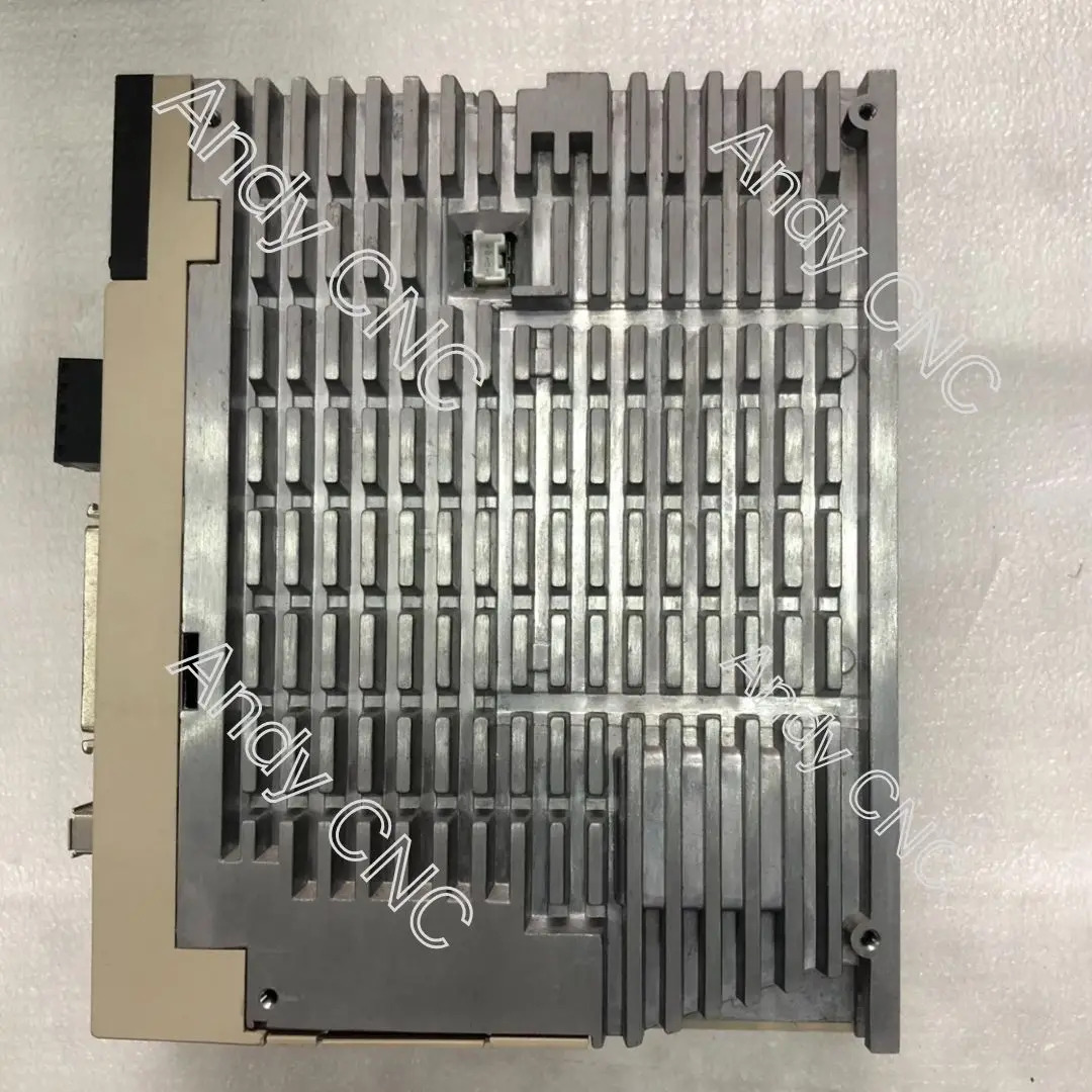 리퍼 SV-X3DA020A-D 서보 드라이버 200W OK