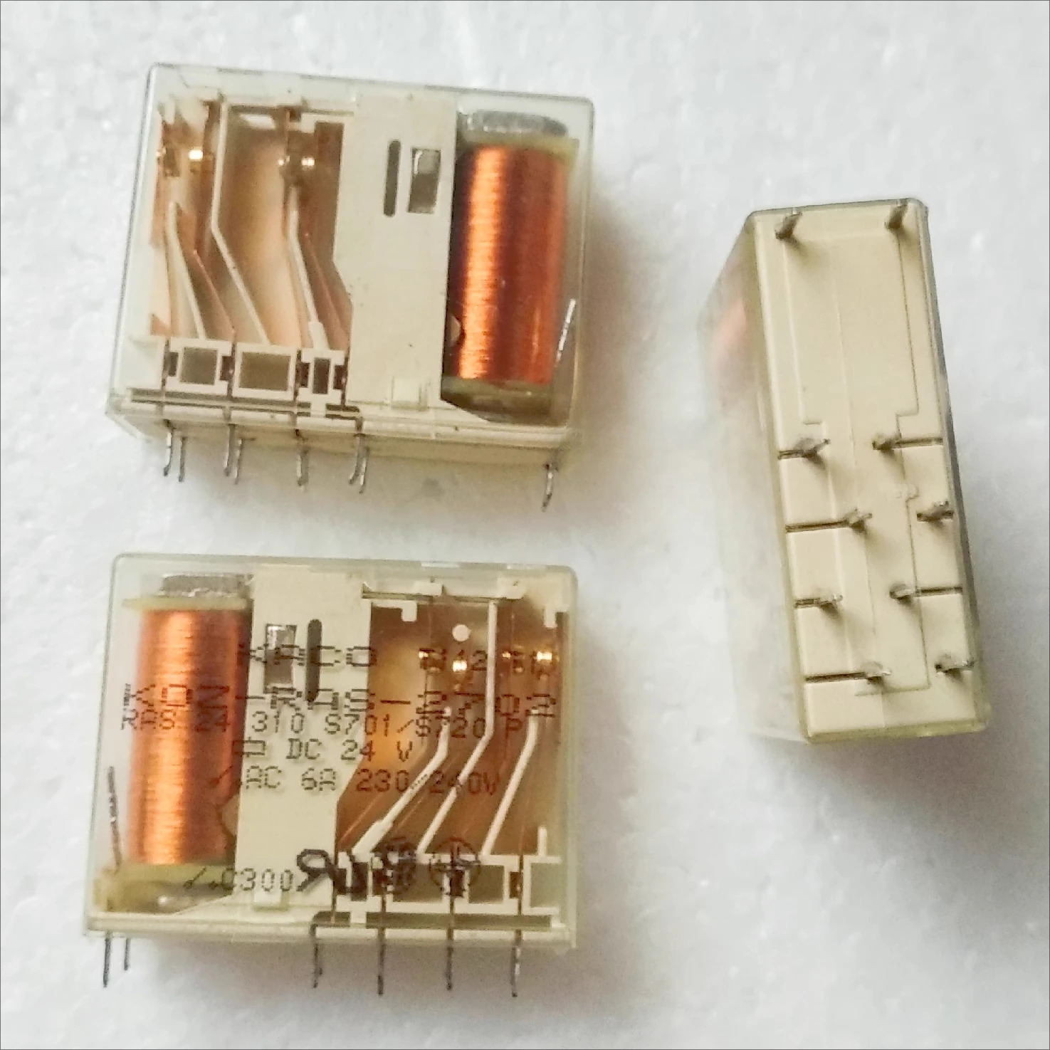 KOZ-RAS-2702 DC24V 안전 릴레이 6A 리퍼 10피트 감지
