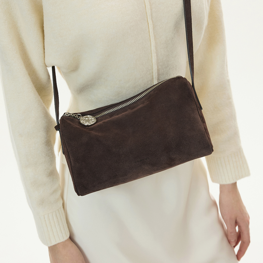 [앤오즈] 피디 미디엄 스웨이드 레더 보스턴 숄더백 2컬러