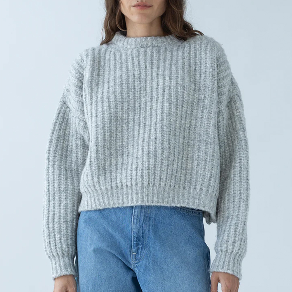 샤이나모트 여성 Classic Crewneck 니트 스웨터 CLASSICCREWNECK-FW24-SMOKE - 상세 이미지 3