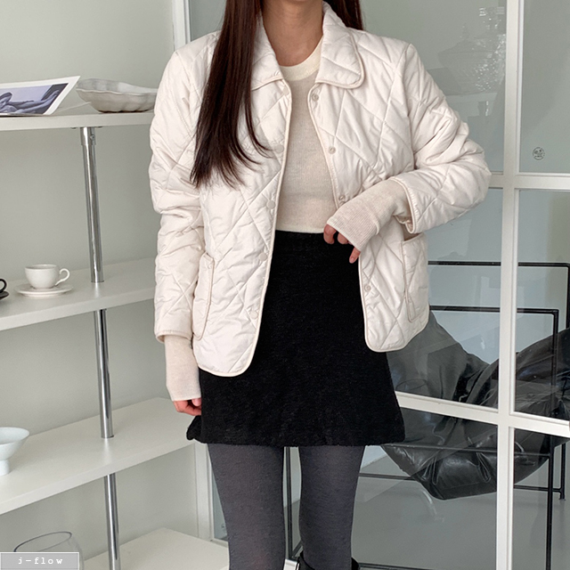 살로 루즈핏 라운드카라 퀼팅 자켓 2col S,M,L 가을 겨울 깔깔이 하프 제이플로우 - 상품 이미지