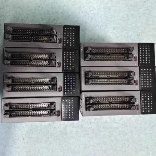 AH64AN02T-5C 디지털 I/O 모듈 64 포인트 출력