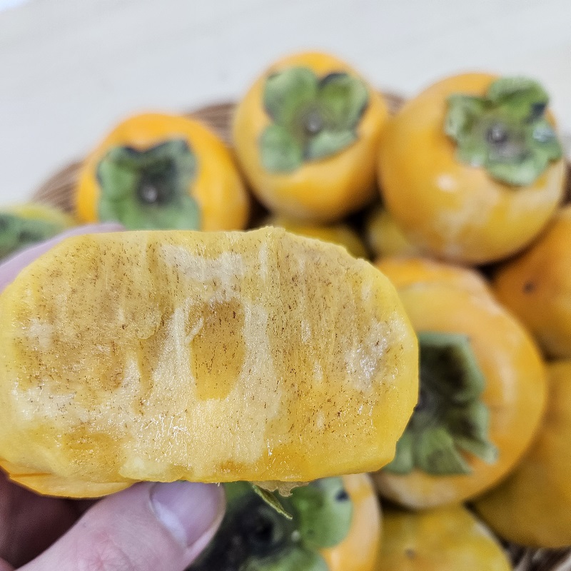 아삭한 부유단감 중과 3kg - 상품 이미지
