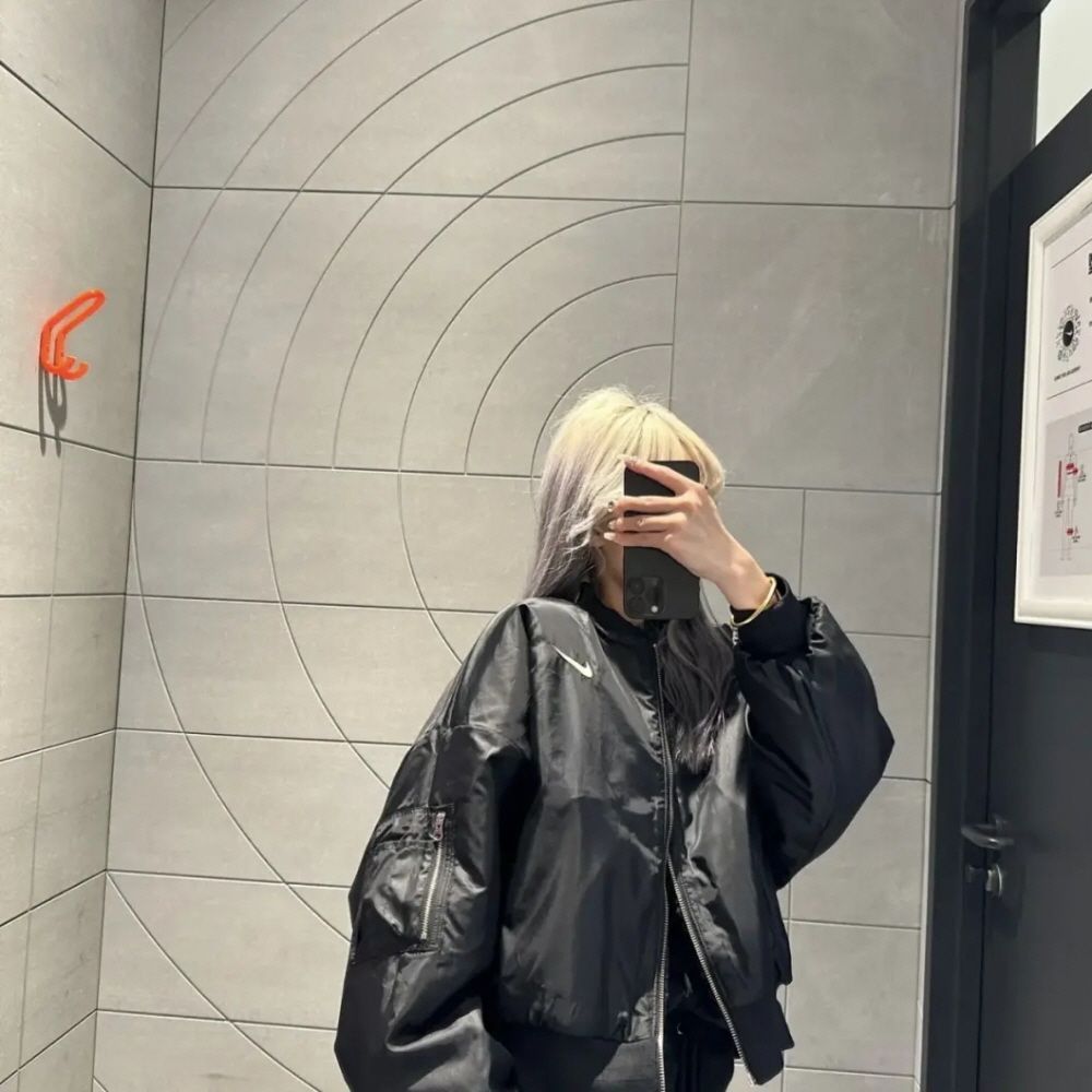 나이키 페이크 퍼 봄버 리버서블 자켓 블랙 FB8693-010 - 상세 이미지 5