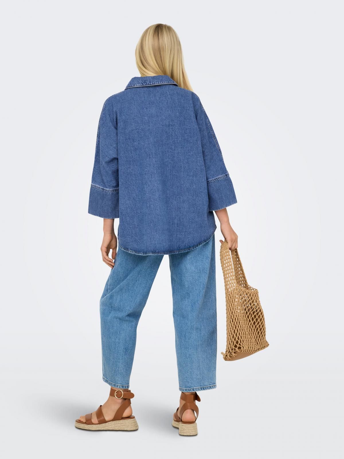 온리 오버사이즈 미드워시 데님 셔츠 15332126_2115 BLUE / MEDIUM BLUE DENIM - 상세 이미지 2