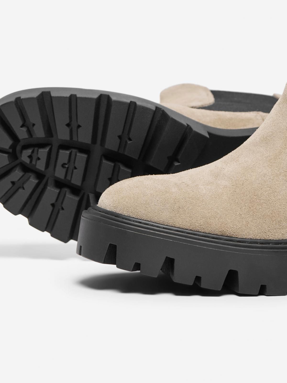 온리 트렌디 앵클 첼시부츠 스웨이드 베이지 15356389_315 BROWN / CAMEL - 상세 이미지 4