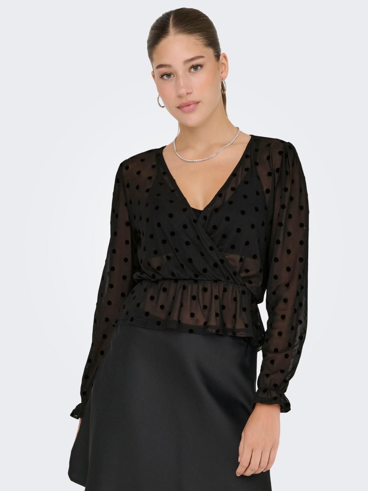 온리 레이스 브이넥 시스루 크롭 블라우스 15358995_2161_1224216 BLACK / BLACK - 상품 이미지