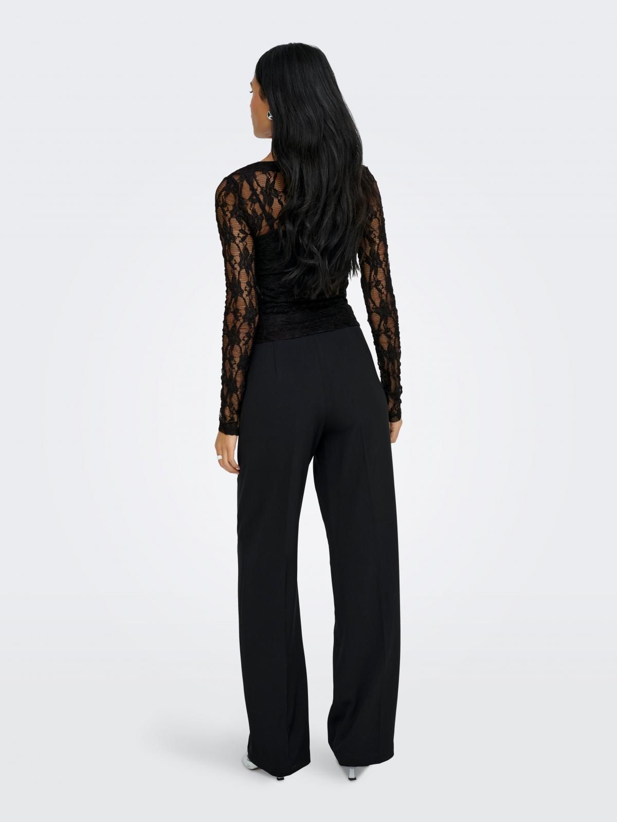 온리 레이스 브이넥 크롭 버튼 디테일 가디건 15363757_2161 BLACK / BLACK - 상세 이미지 2