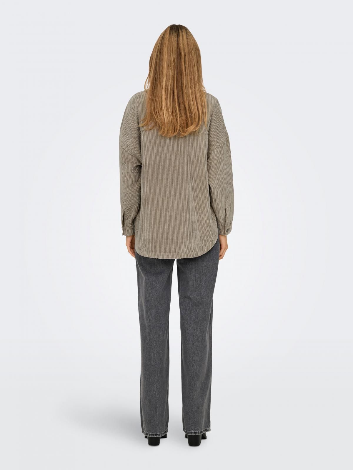 온리 오버핏 코듀로이 긴팔 셔츠 15278351_8524 BROWN / WEATHERED TEAK - 상세 이미지 2