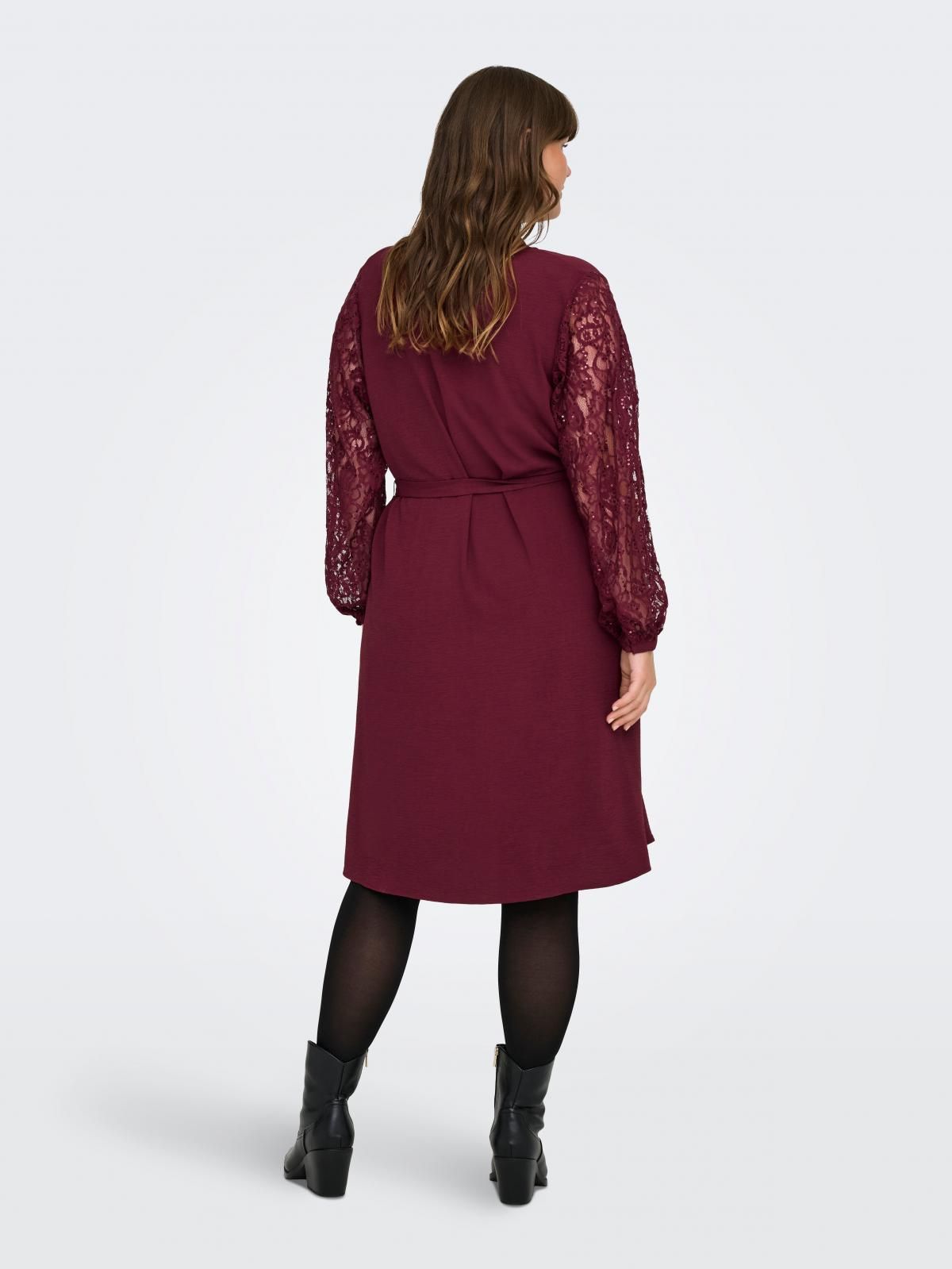 온리 빅사이즈 레이스 브이넥 벨티드 미디 원피스 15362502_1014 PURPLE / ZINFANDEL - 상세 이미지 2