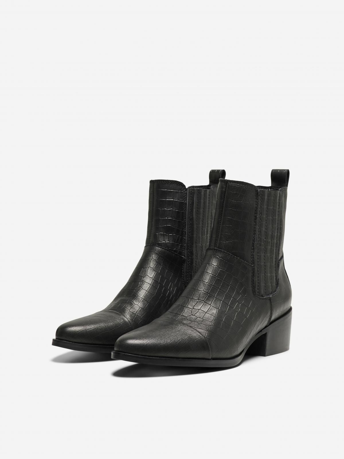 온리 프리미엄 레더 앵클부츠 미드힐 포인티 블랙 15287520_2161 BLACK / BLACK - 상세 이미지 5