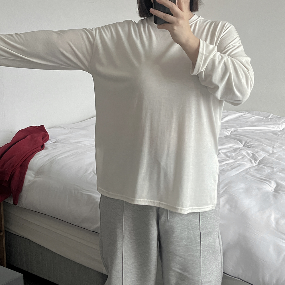 피치기모티 옆트임티셔츠 겨울이너티 스판좋은 흰색 라운드 긴팔 레이온 루즈핏 여자 빅사이즈 홈웨어 이미지 8