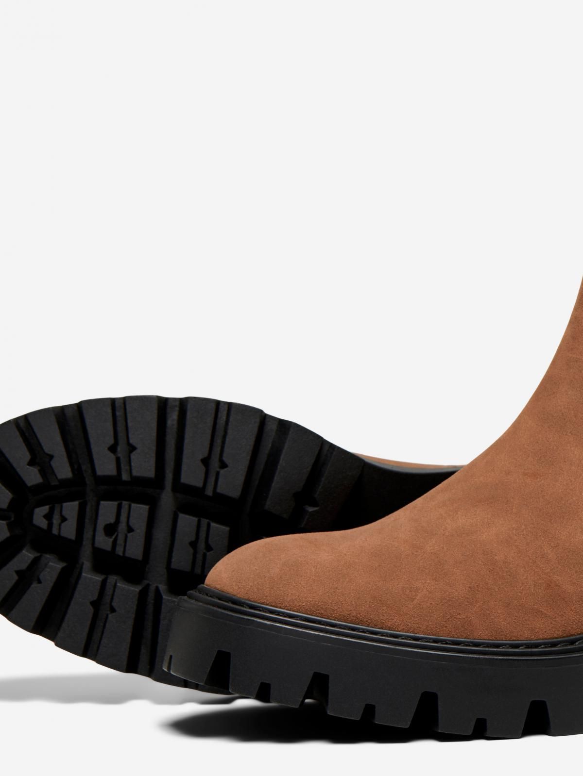 온리 첼시 앵클부츠 스웨이드 브라운 15274563_409 BROWN / COGNAC - 상세 이미지 4