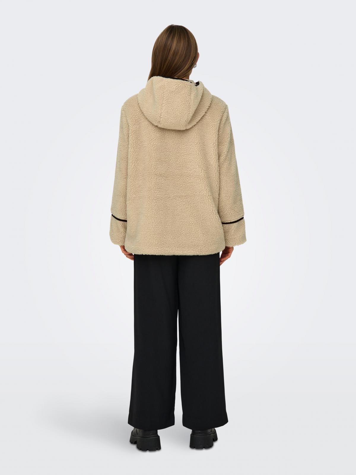온리 테크니컬 버튼 후드 숏코트 베이지 15324122_233 BROWN / NOMAD - 상세 이미지 2