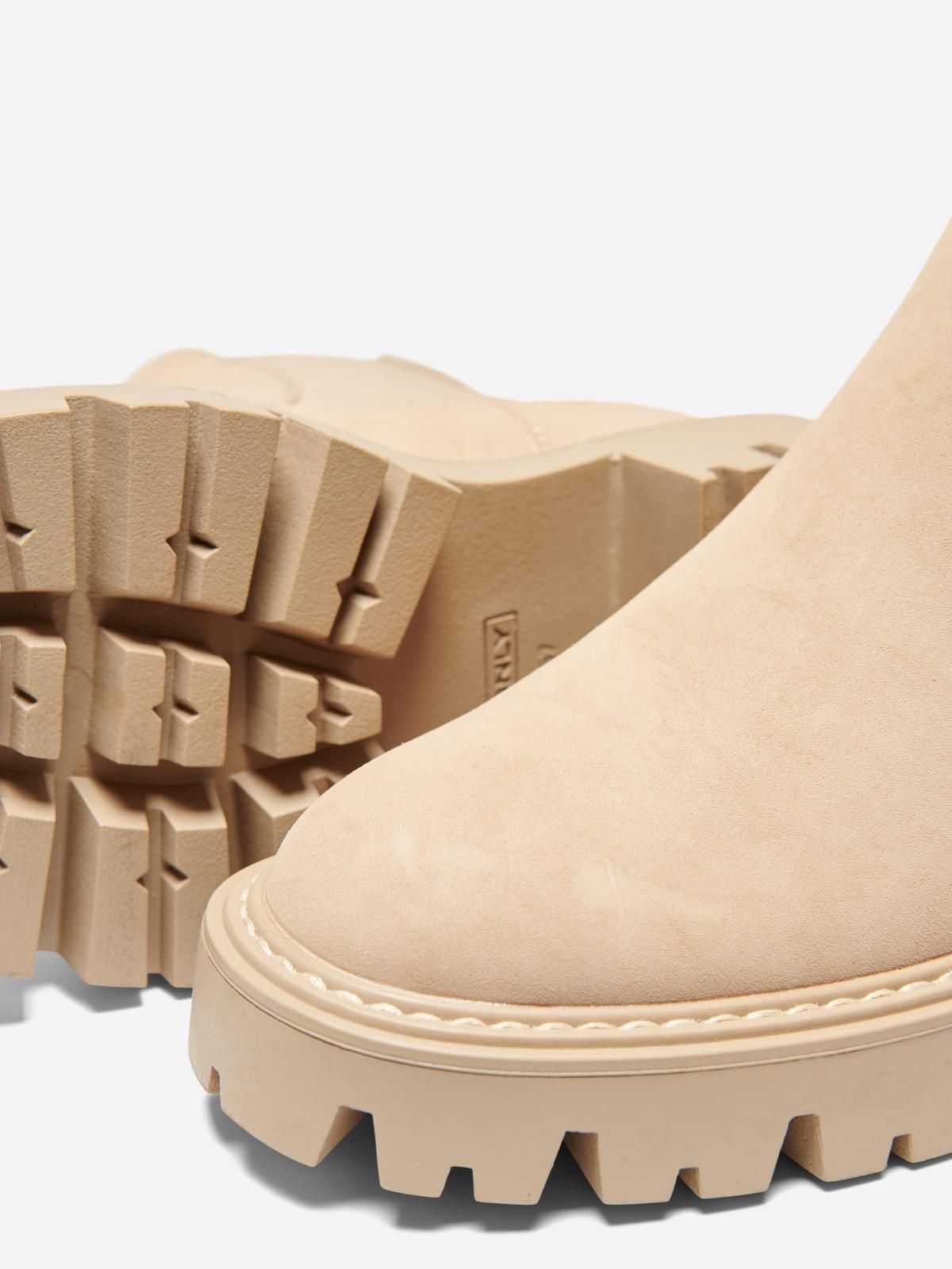 온리 첼시 베이직 베이지 앵클부츠 15274563_315 BROWN / CAMEL - 상세 이미지 4