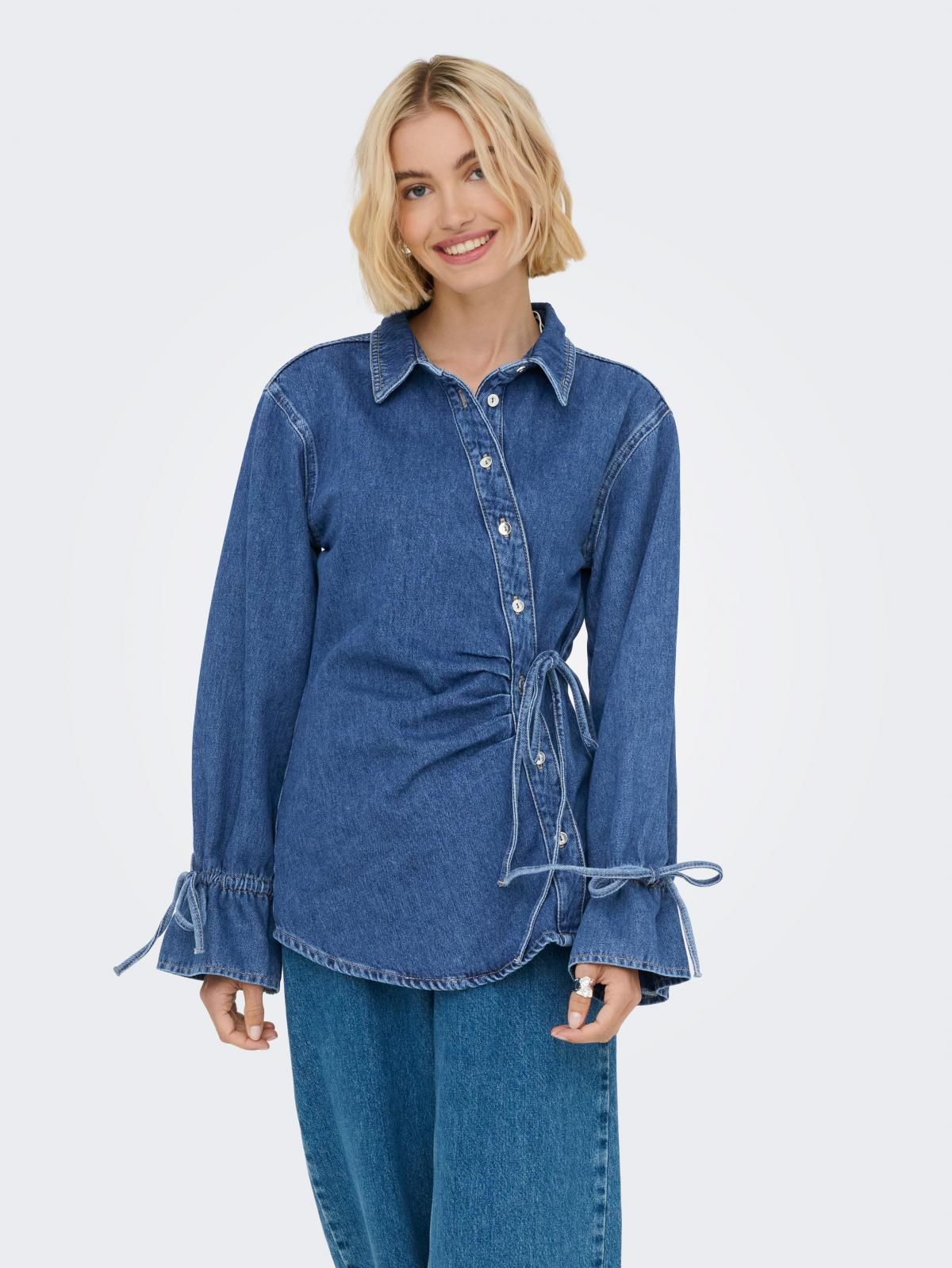 온리 드로스트링 볼륨 소매 데님 셔츠 15360423_2115 BLUE / MEDIUM BLUE DENIM - 상품 이미지