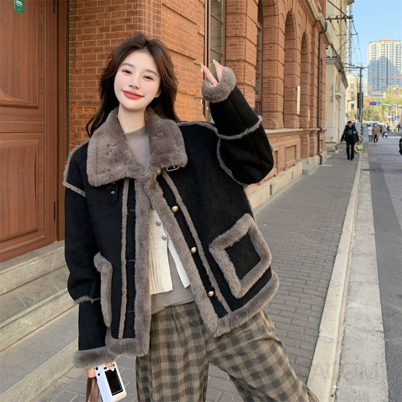 여성 겨울 도톰 따뜻한 하이넥 무스탕 양털 퍼자켓 항공 점퍼 방한 오버핏 캐주얼 벨티드 카라 아우터 자켓 코트 - 상품 이미지