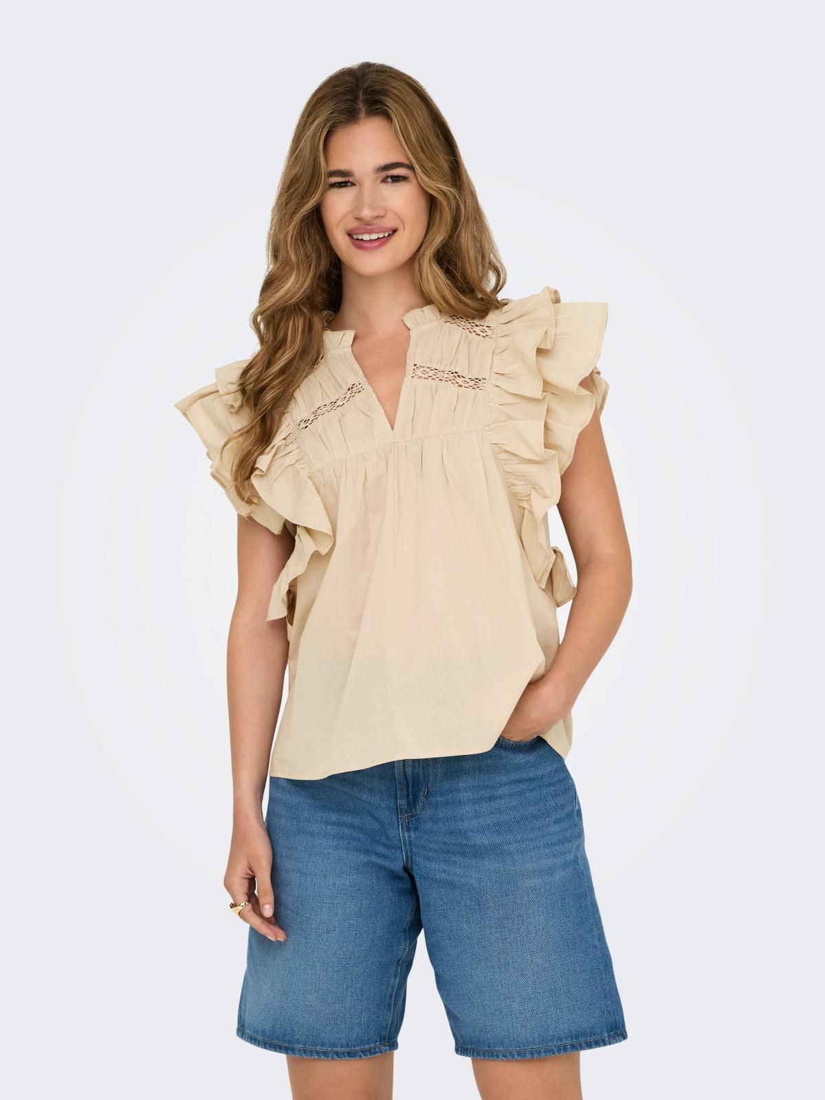 온리 프릴 레이스 브이넥 반팔 블라우스 15347882_1959 WHITE / HUMUS - 상품 이미지