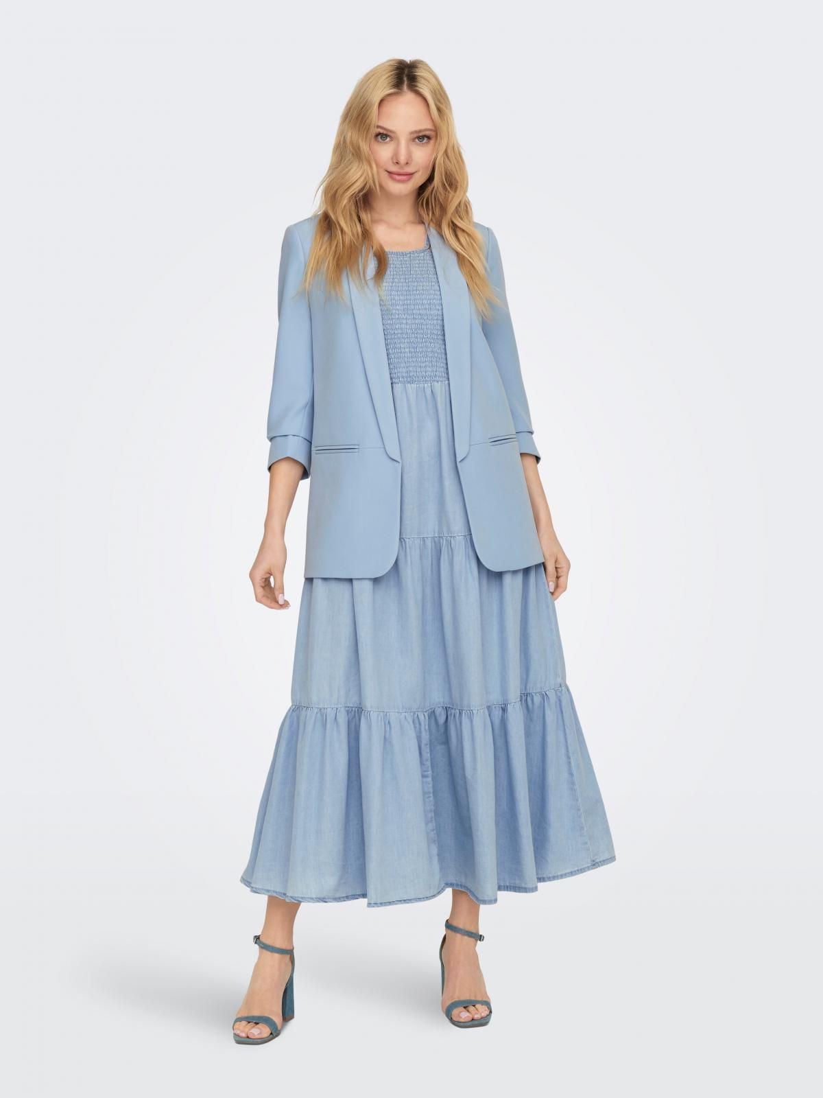 온리 페미닌 플리츠 스모크 데님 미디 원피스 15254685_2116 BLUE / LIGHT BLUE DENIM - 상품 이미지
