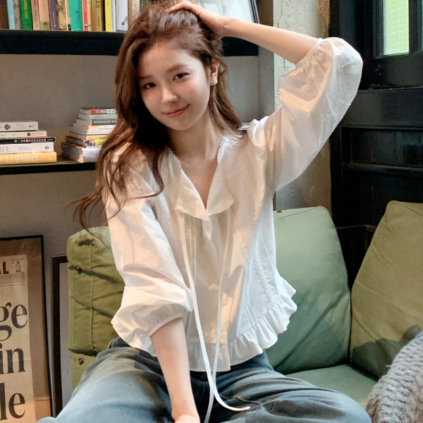 자수 프릴 리본 스트랩 긴팔 블라우스 bs8521 - 메인 이미지