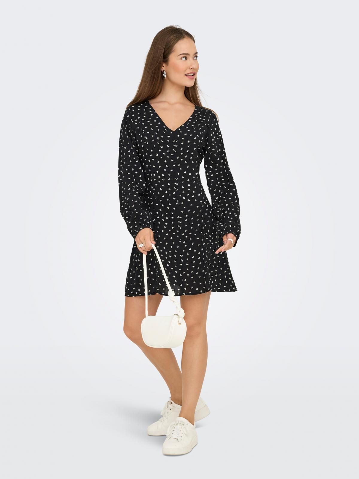 온리 플라워 패턴 브이넥 긴팔 미니 원피스 15357475_2161_1225306 BLACK / BLACK - 상세 이미지 5