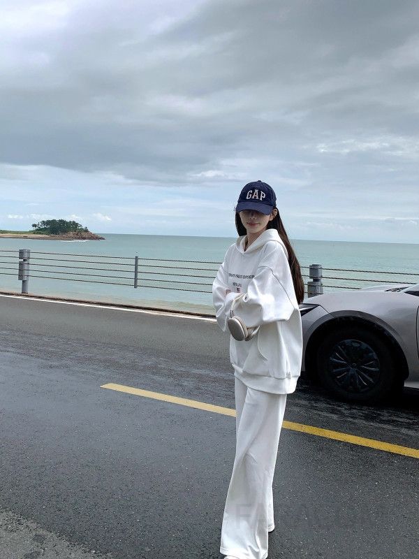 여성 레터링 오버핏 루즈핏 긴팔 풀오버 기모 후드티셔츠 데일리 캐주얼 베이직 가을 겨울 - 상세 이미지 4