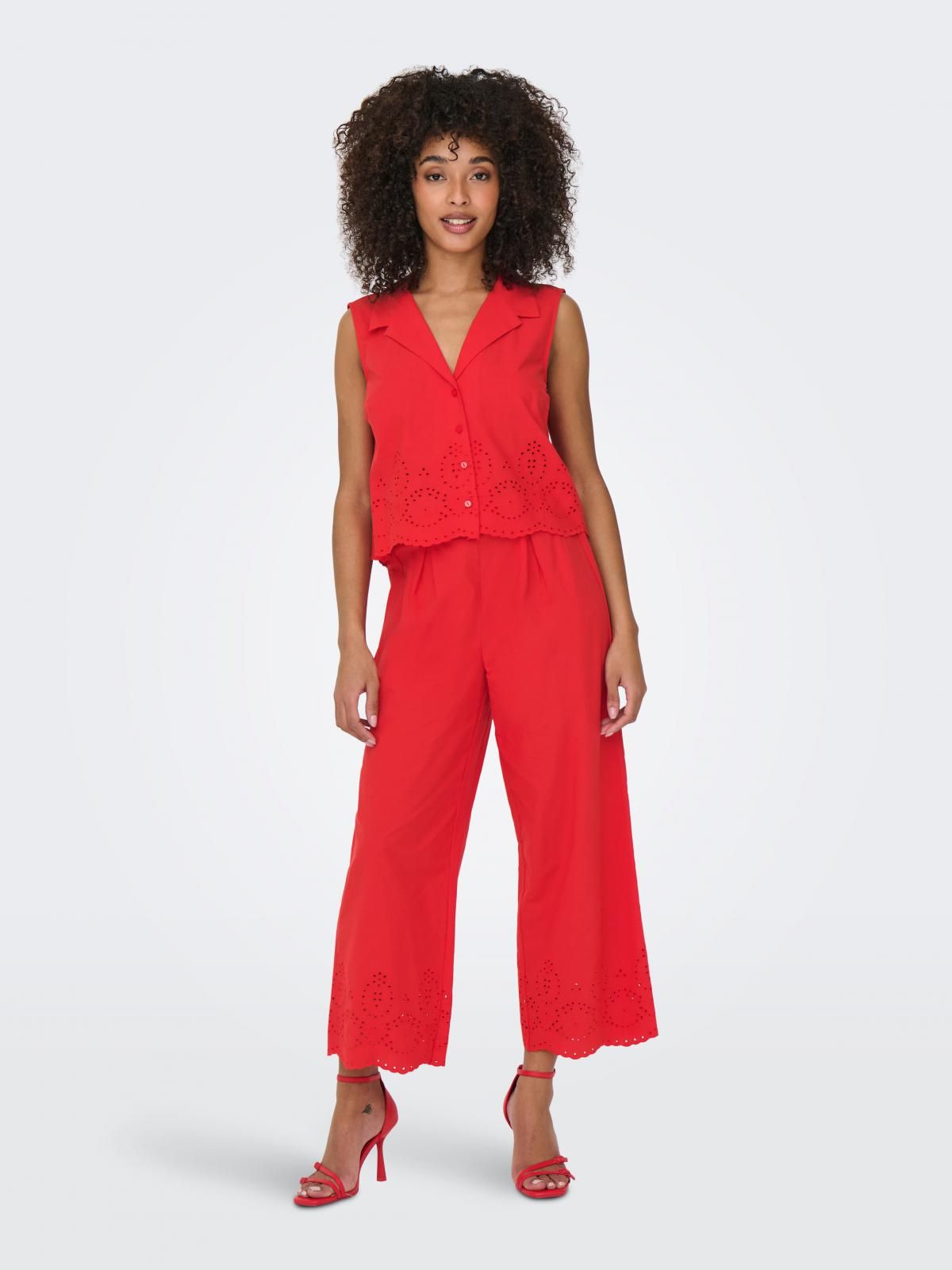 온리 펀칭 자수 슬리브리스 레드 셔츠 15344874_757 RED / HIGH RISK RED - 상세 이미지 5
