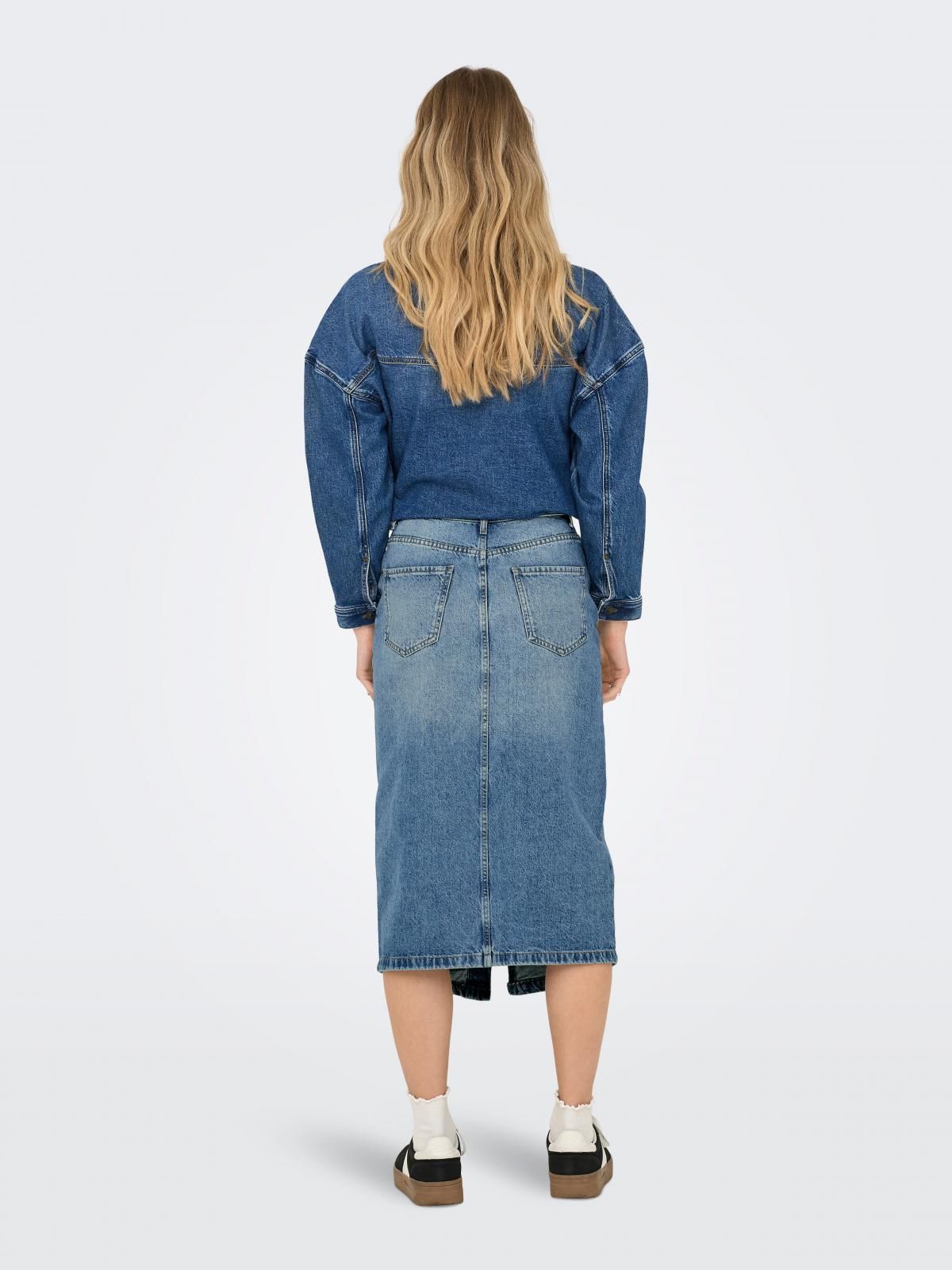 온리 미드워시 데님 미디 스커트 슬릿 캐주얼 15326839_2115 BLUE / MEDIUM BLUE DENIM - 상세 이미지 2