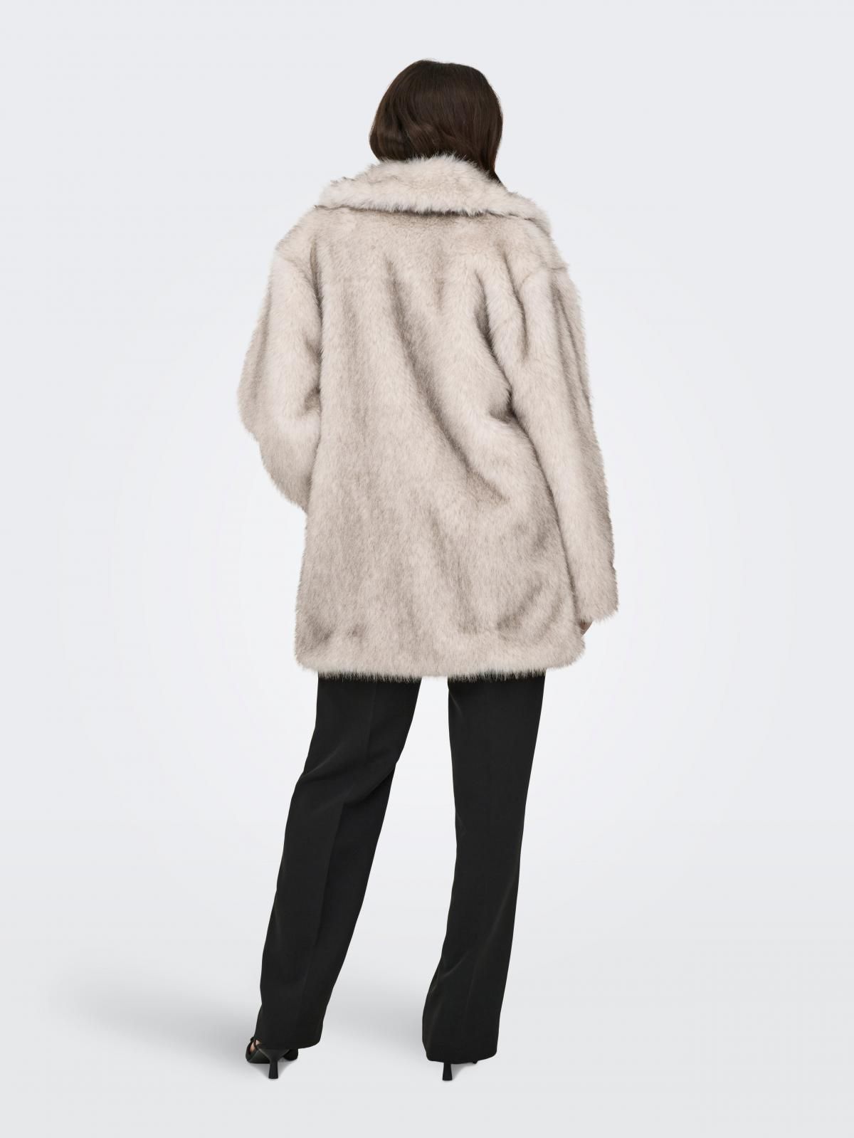 온리 페이크퍼 오버핏 리버스넥 코트 15348976_115 BEIGE / PUMICE STONE - 상세 이미지 2