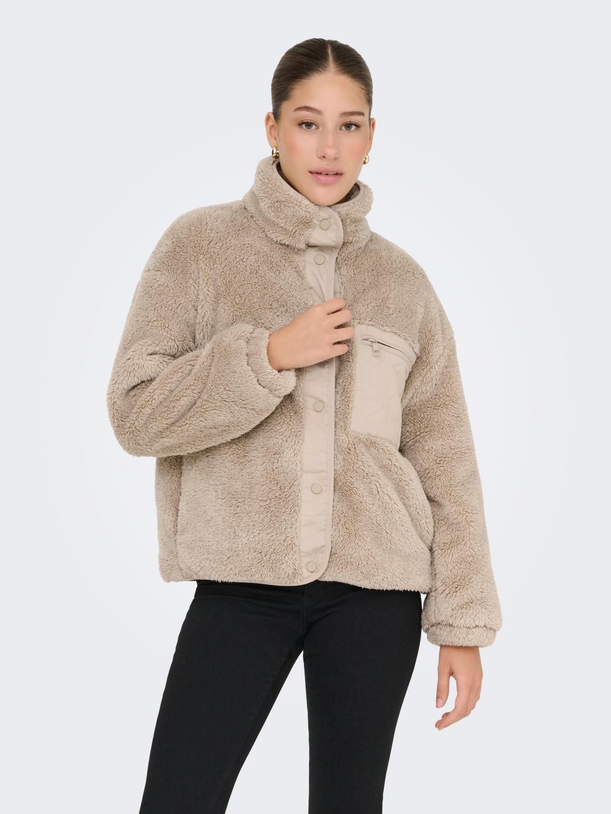 온리 아웃도어 테디 하이넥 숏코트 15349417_1959 WHITE / HUMUS - 상품 이미지