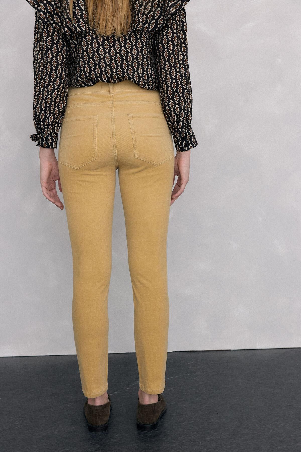 페드로 델 이에로 코듀로이 푸쉬업 슬림핏 팬츠 7602523 BEIGE - 상세 이미지 5