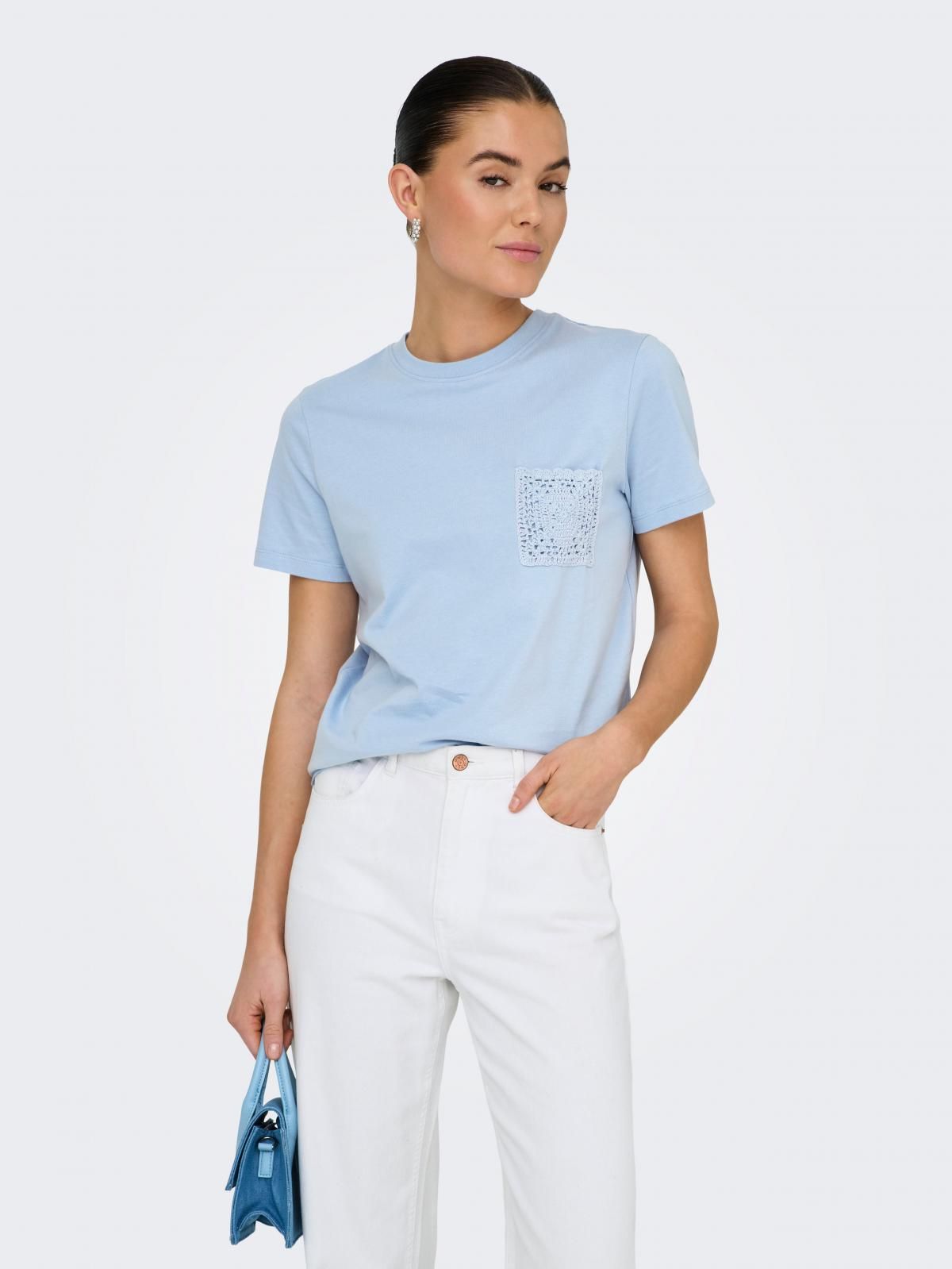 제이디와이 레이스 디테일 라운드넥 반팔 티셔츠 15322073_3013 BLUE / SOFT CHAMBRAY - 상품 이미지