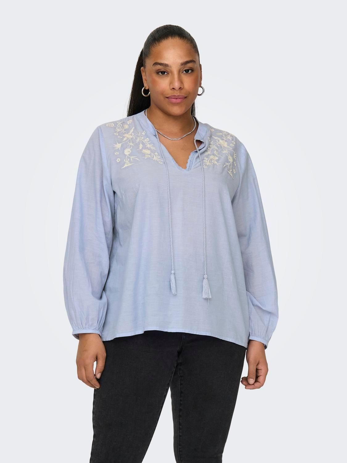 온리 자수 브이넥 스트링 블라우스 15333749_1243_1142426 BLUE / CASHMERE BLUE - 상품 이미지