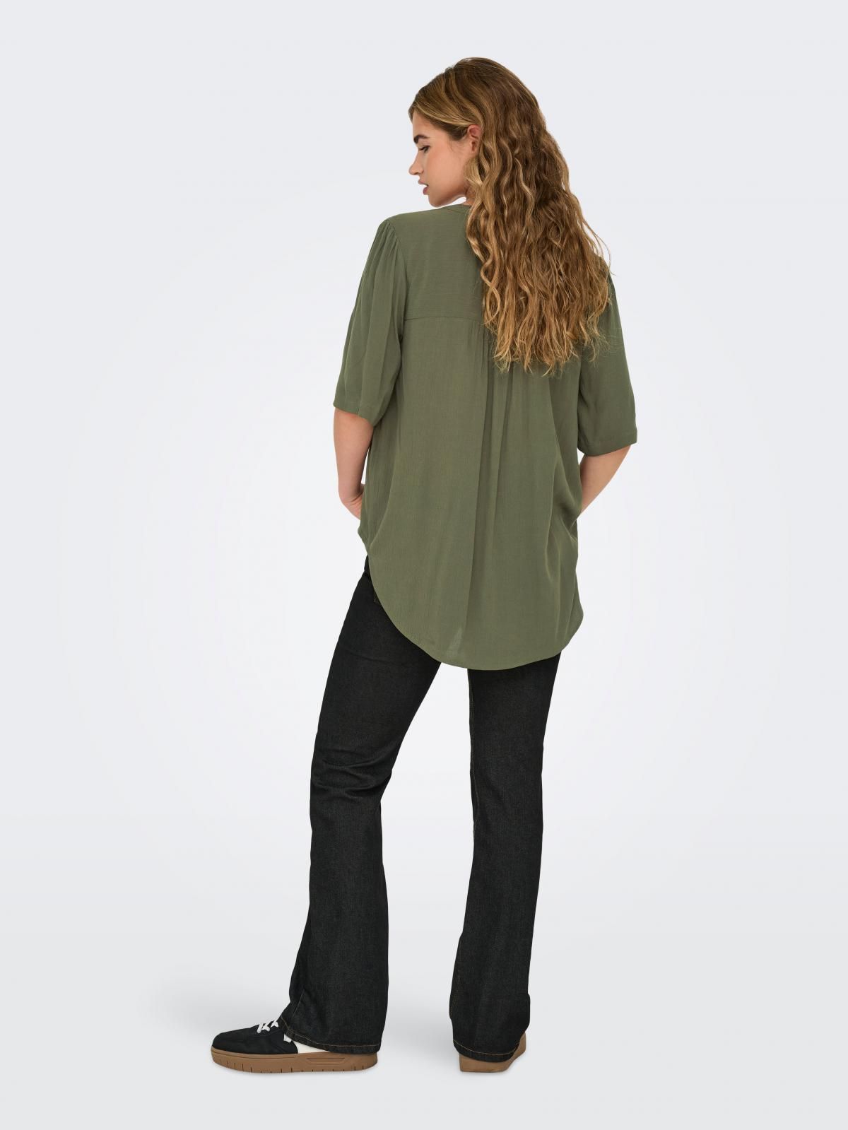 온리 비스코스 브이넥 볼륨소매 블라우스 15348612_1927 GREEN / GRAPE LEAF - 상세 이미지 2