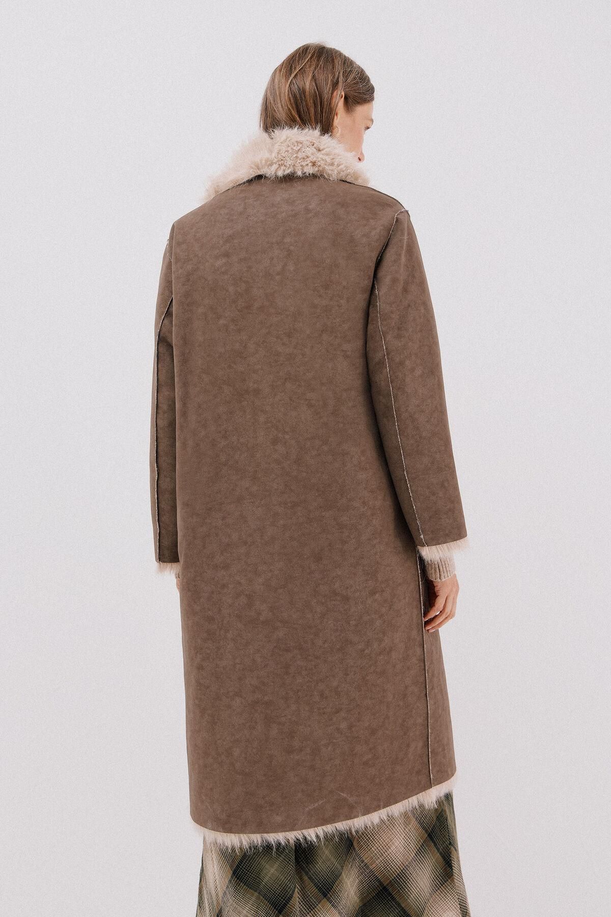 꼬르떼피엘 테크니컬 퍼 양면 롱 코트 6612755 MARRON OSCURO - 상세 이미지 4