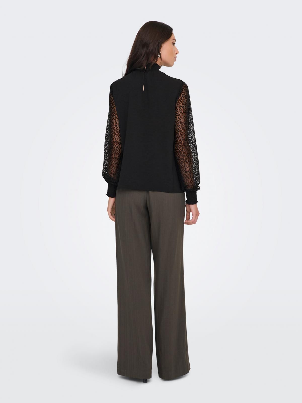 온리 레이스 하이넥 블랙 긴팔 탑 15367414_2161 BLACK / BLACK - 상세 이미지 2
