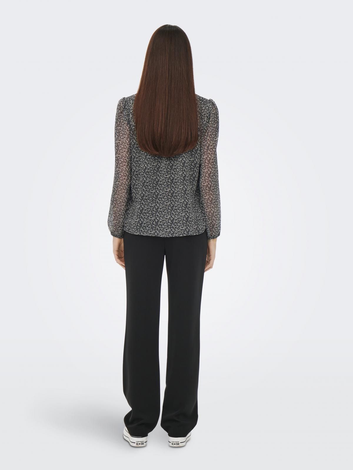 온리 쉬폰 브이넥 스트링 블라우스 15229700_2161_939835 BLACK / BLACK - 상세 이미지 2