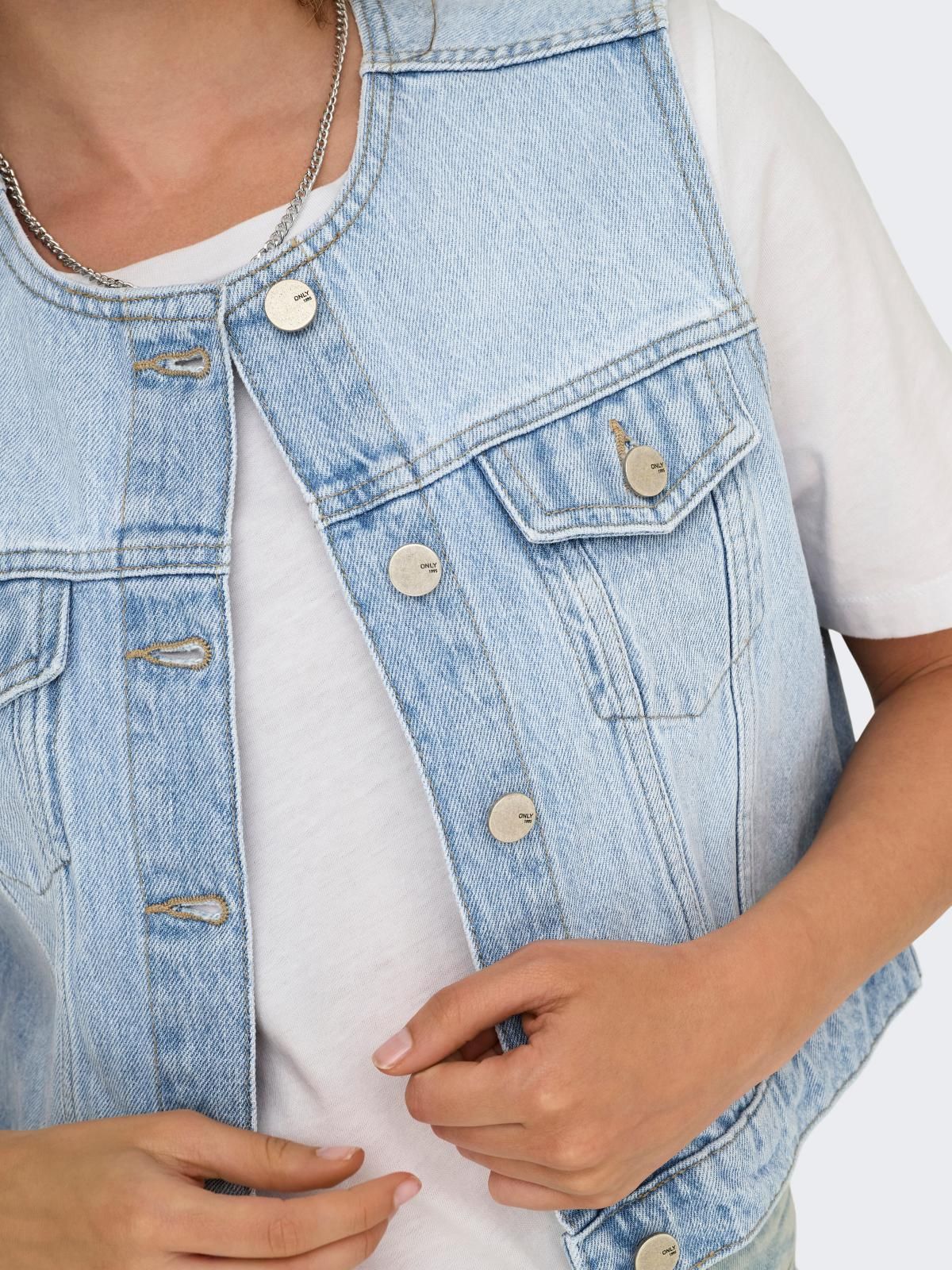 온리 데님 라이트워싱 크롭 베스트 15351937_2116 BLUE / LIGHT BLUE DENIM 이미지 7