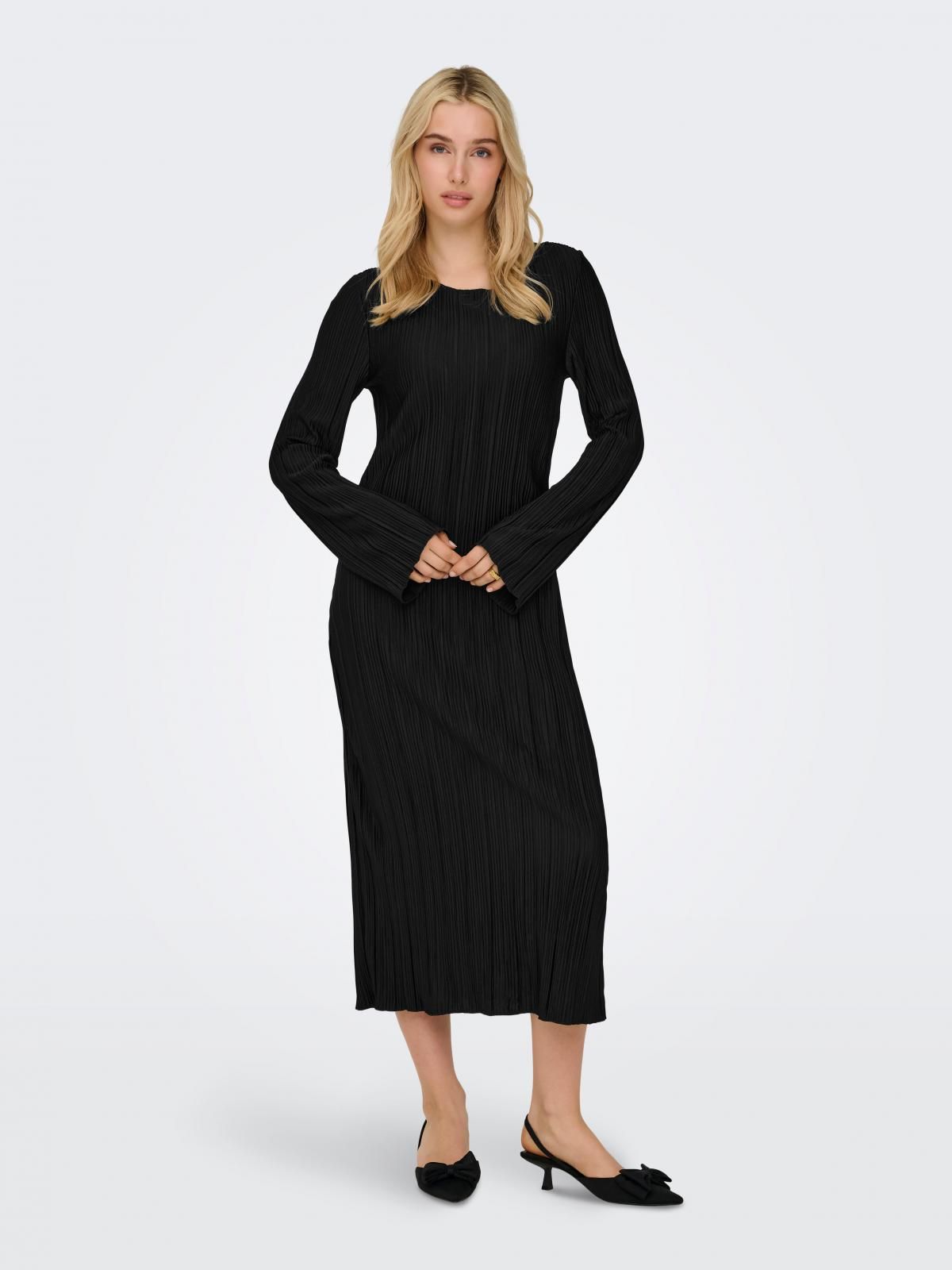 온리 플리세 롱 원피스 소프트 보트넥 15368011_2161 BLACK / BLACK - 상품 이미지