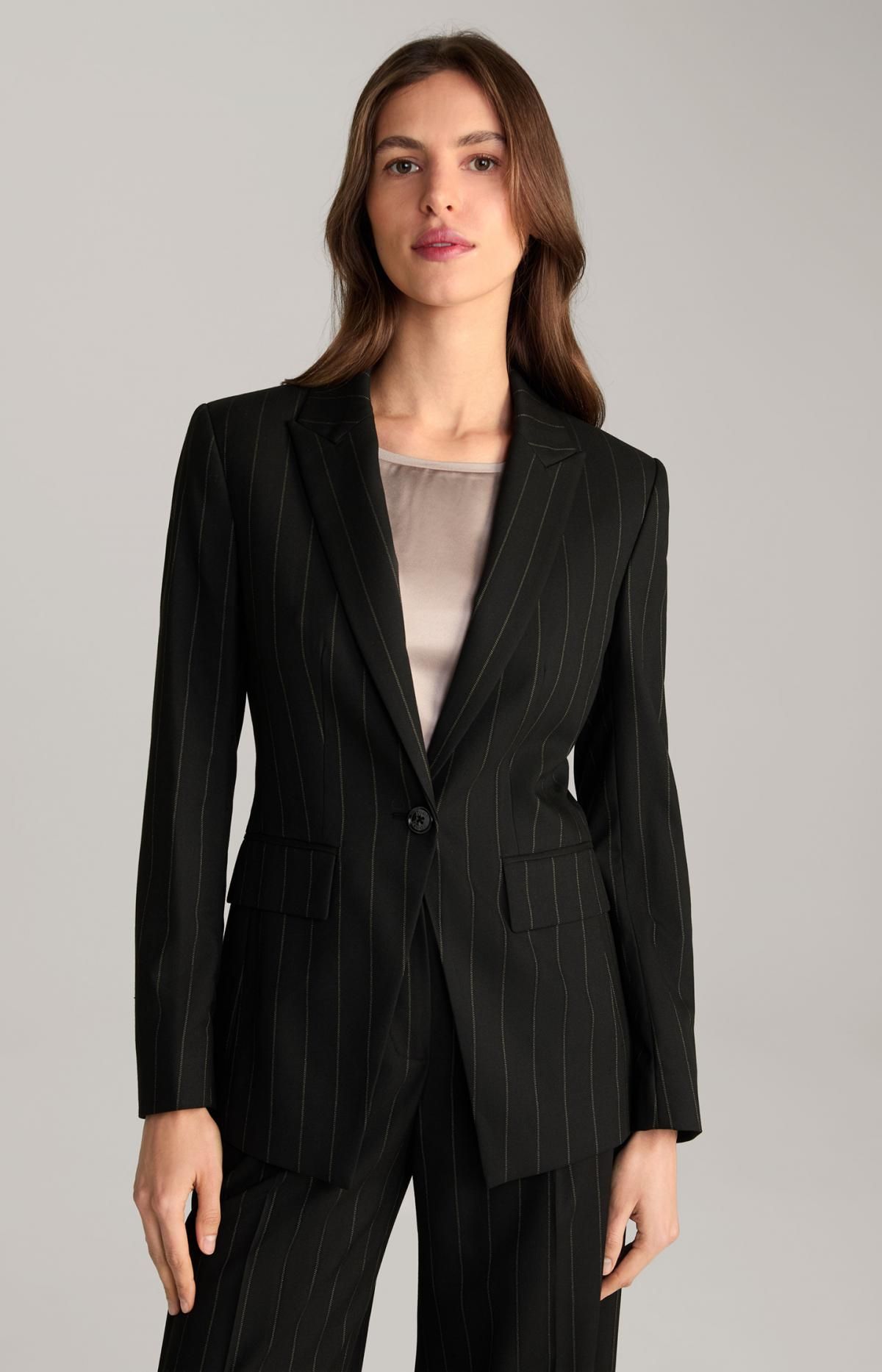 윱 테일러드 스트라이프 싱글버튼 블랙 재킷 30044826-10018837-961 SCHWARZ - 상세 이미지 2