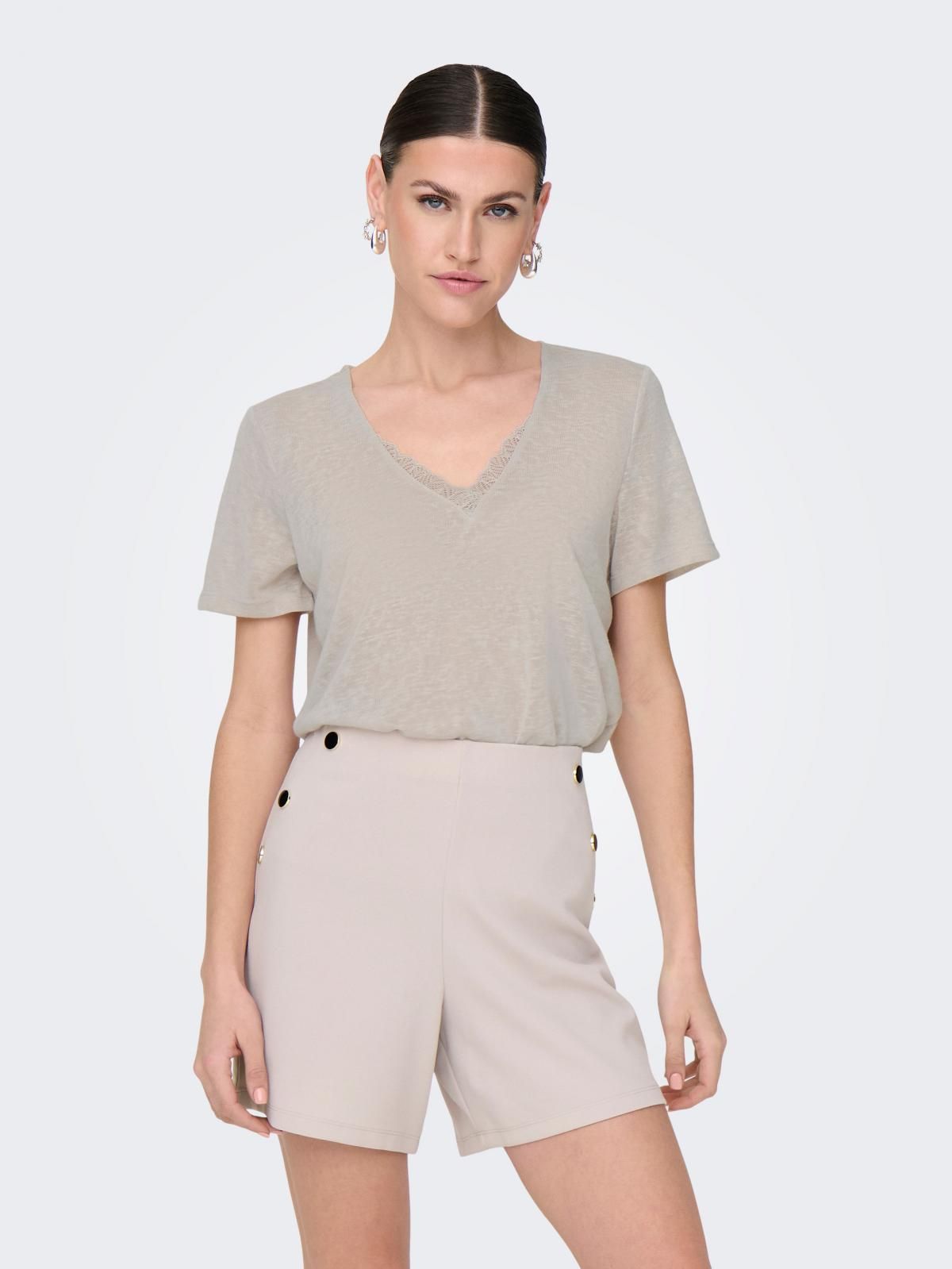 온리 레이스 브이넥 베이직 반팔 티셔츠 15343092_115_1166963 BEIGE / PUMICE STONE - 상세 이미지 2