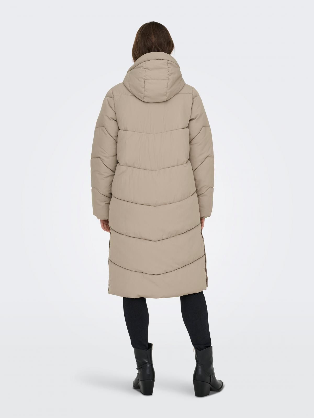 온리 프리미엄 롱 패딩코트 후드 15349121_111 BROWN / SILVER MINK - 상세 이미지 2