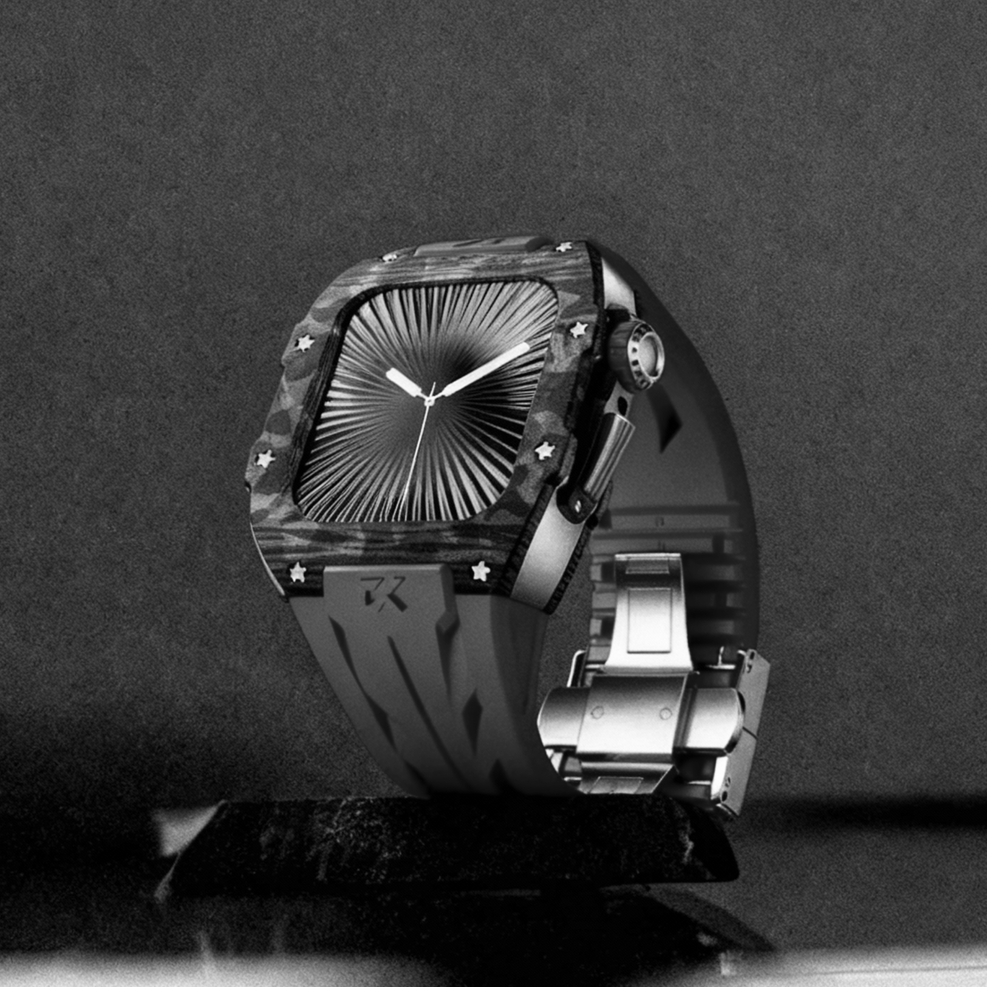 카본코리아 애플워치11 티타늄 카본케이스 실리콘 일체형스트랩 애차드밀 46mm 10 - 메인 이미지