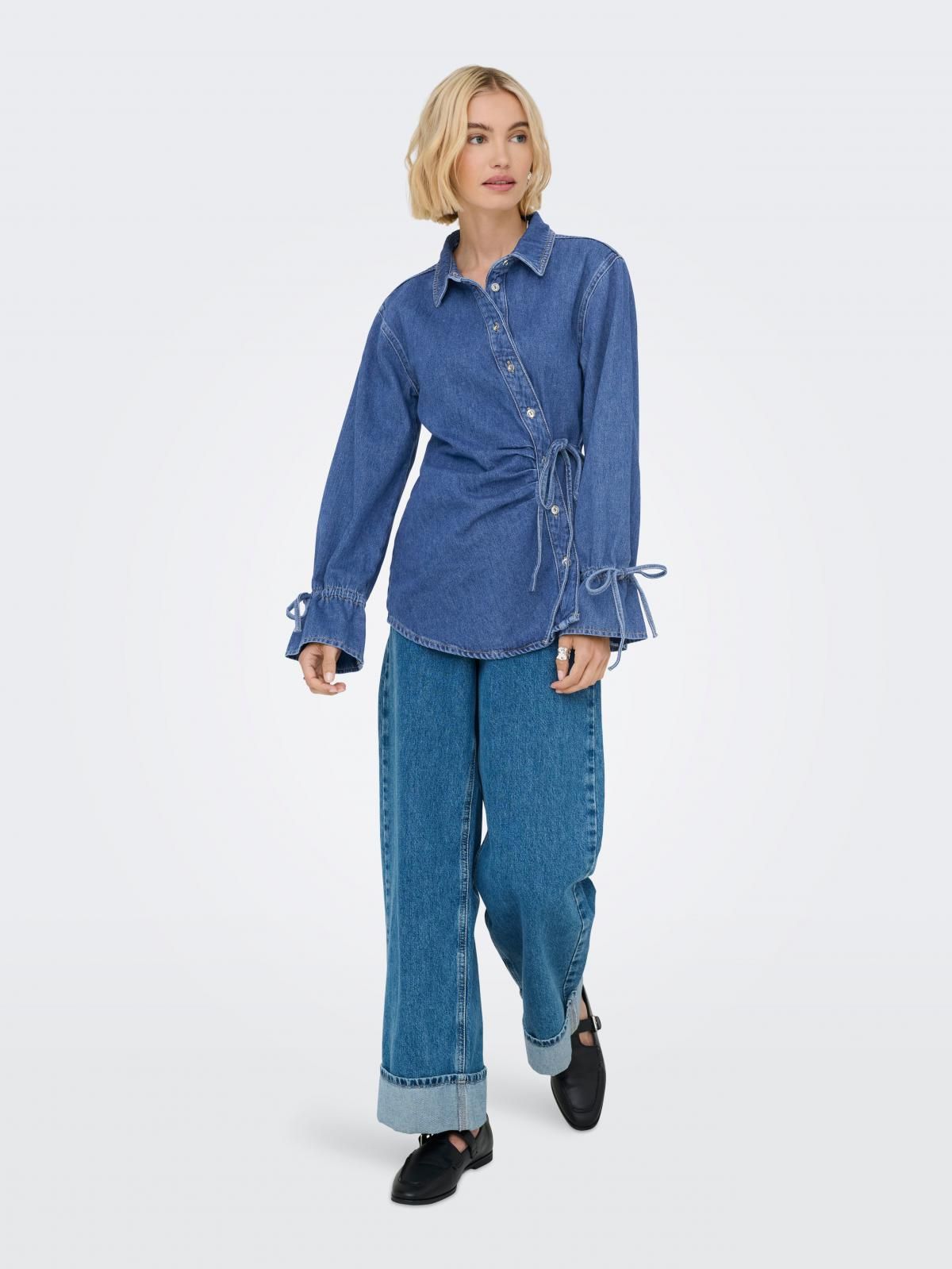 온리 드로스트링 볼륨 소매 데님 셔츠 15360423_2115 BLUE / MEDIUM BLUE DENIM - 상세 이미지 5